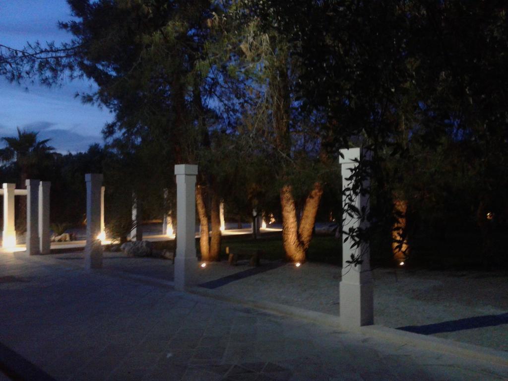 Tenuta La Spezia Carpignano Salentino Bagian luar foto