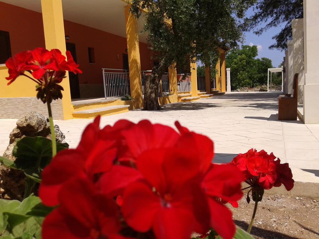 Tenuta La Spezia Carpignano Salentino Bagian luar foto