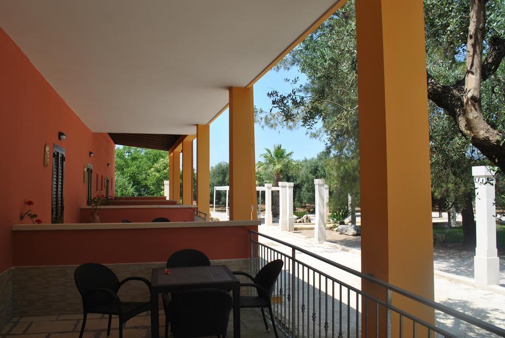 Tenuta La Spezia Carpignano Salentino Bagian luar foto