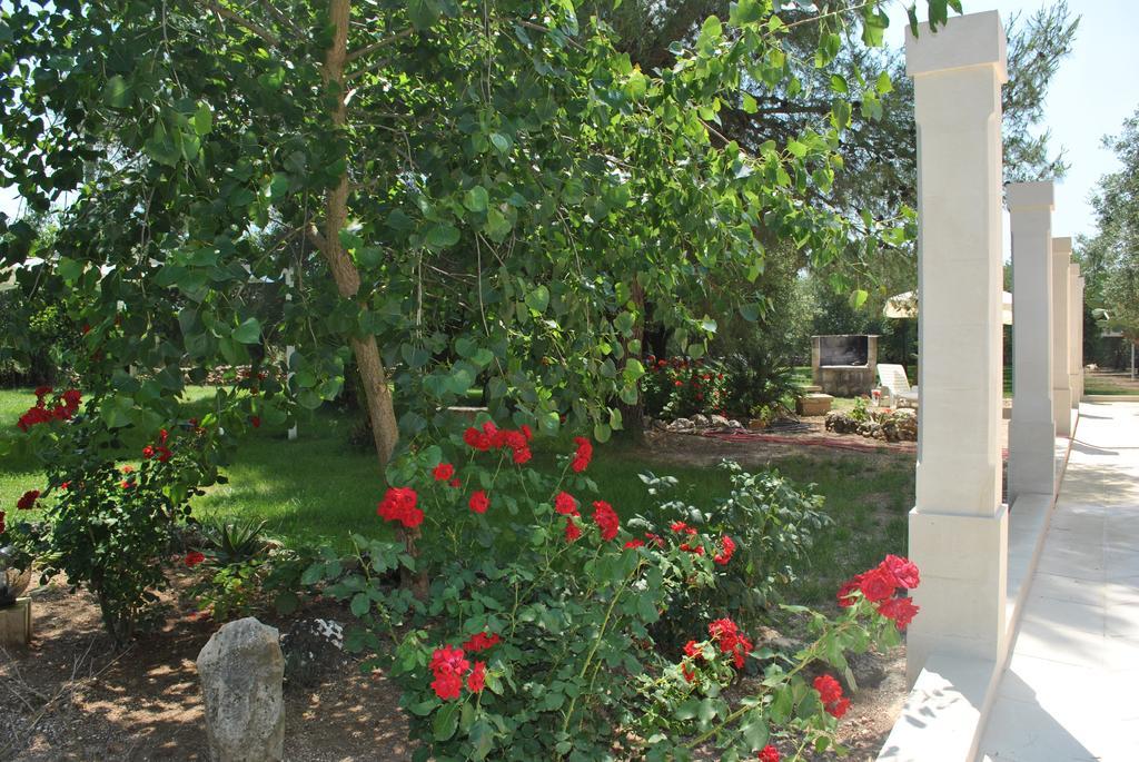 Tenuta La Spezia Carpignano Salentino Bagian luar foto