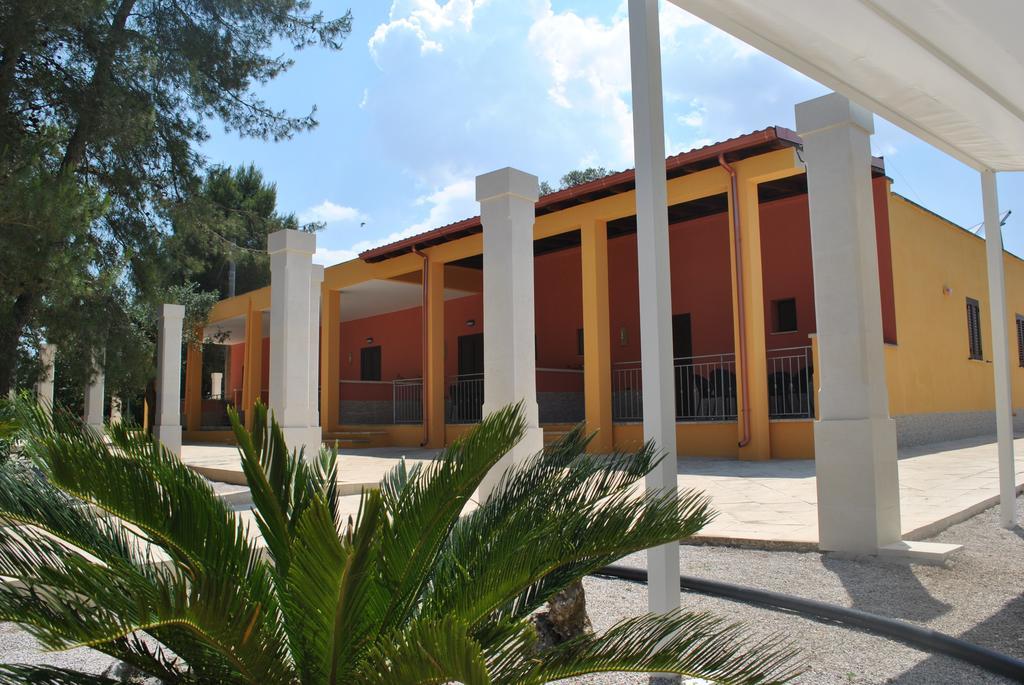 Tenuta La Spezia Carpignano Salentino Bagian luar foto