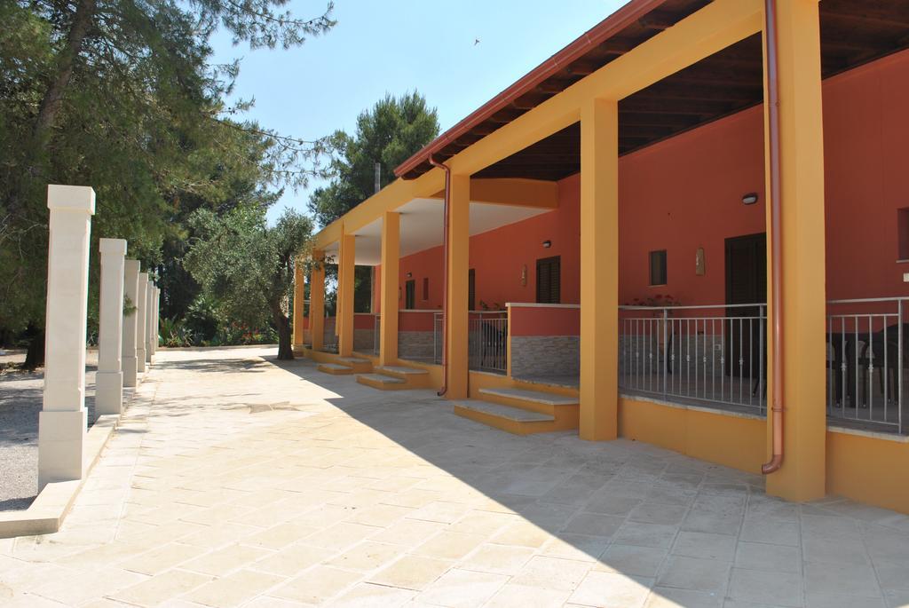 Tenuta La Spezia Carpignano Salentino Bagian luar foto