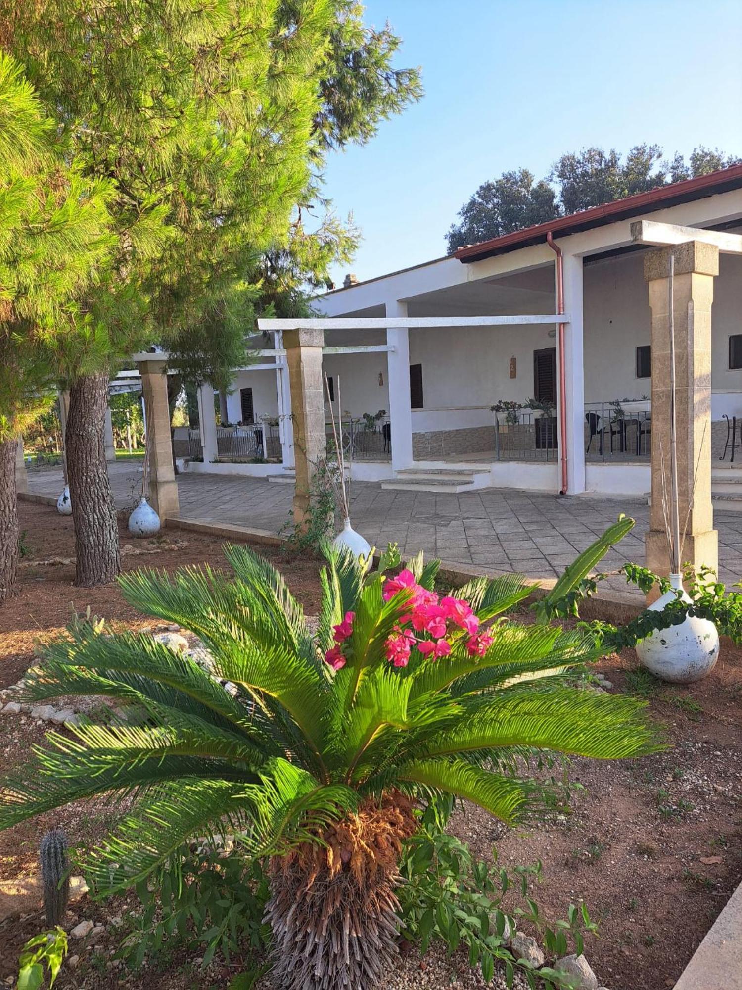 Tenuta La Spezia Carpignano Salentino Bagian luar foto